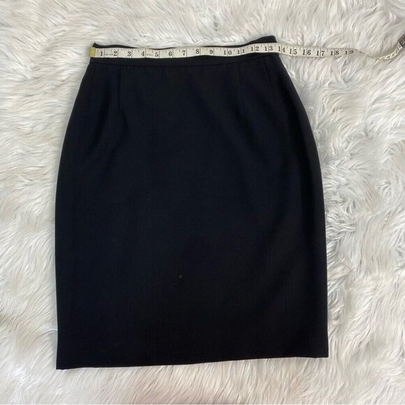 Salvatore Ferragamo Women's Black‎ Quiet Luxury Boss Pencil Career Skirt W26 - Picture 9 of 11